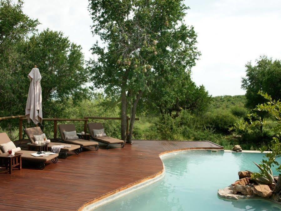 Impodimo Game Lodge Madikwe Game Reserve Eksteriør billede